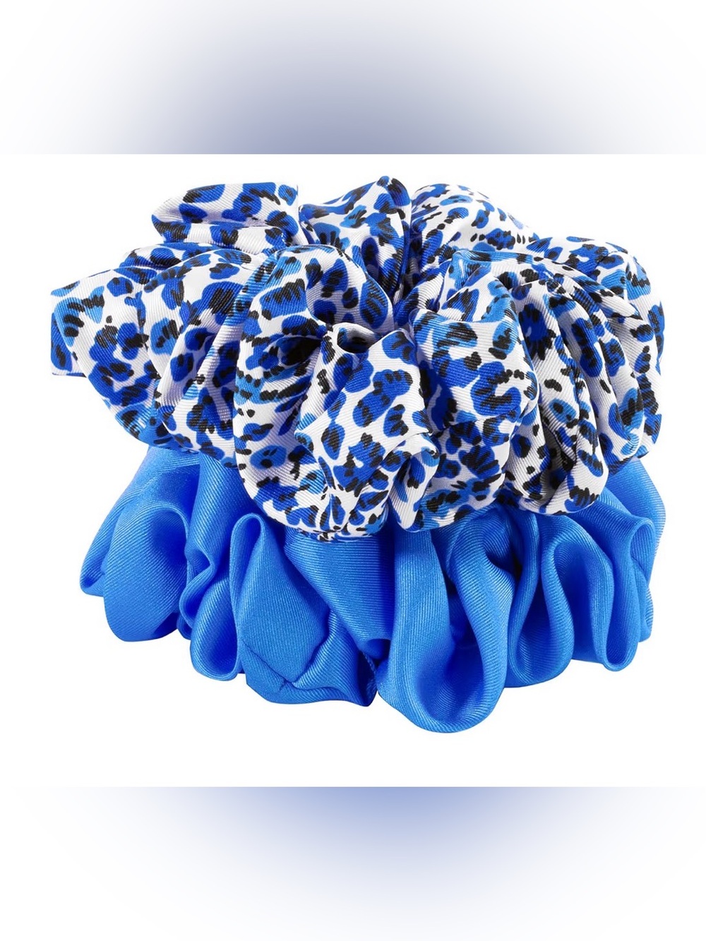 Lilly Pulitzer 2-Pack Satin Scrunchies, Twisted Up/Abaco Blue - Picture 3 of 6